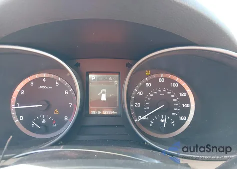 2017 Hyundai Santa Fe Sport 2.4L from USA, damaged, VIN 5NMZUDLB2HH049938